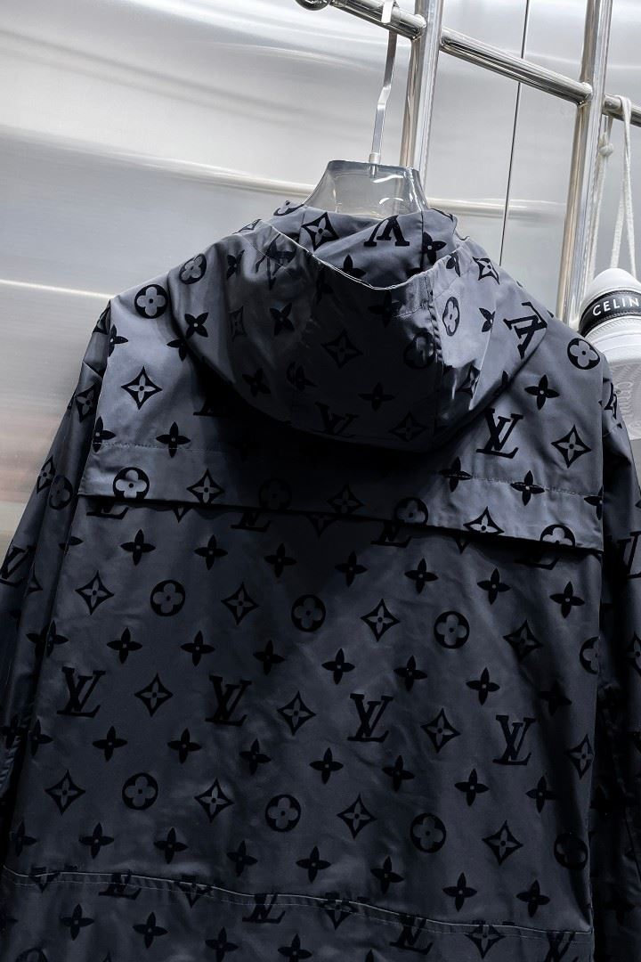 Louis Vuitton Outwear